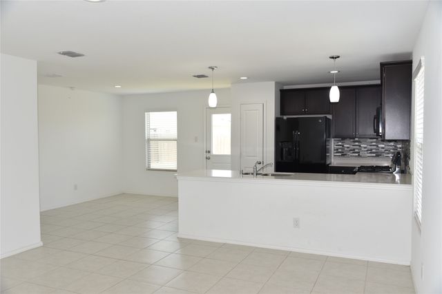 348 Dry Canyon Way, Fort Worth, TX 76052