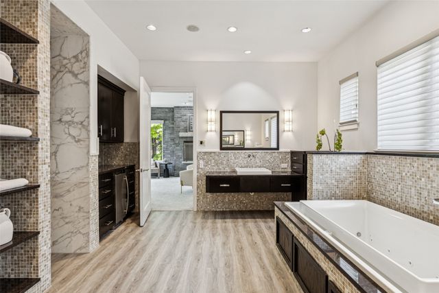 6007 Club Oaks Drive, Dallas, TX 75248