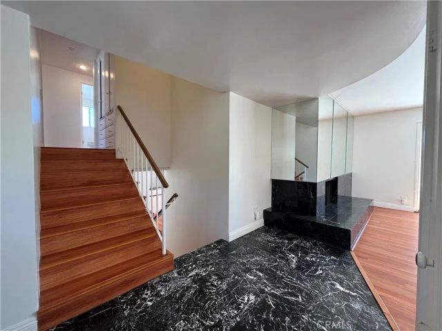 4527 Stark, Woodland Hills, CA 91364