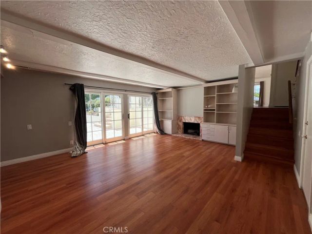 4527 Stark, Woodland Hills, CA 91364