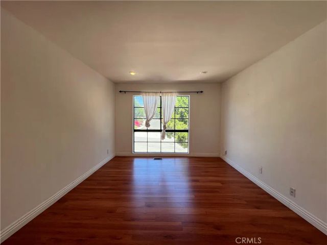 4527 Stark, Woodland Hills, CA 91364