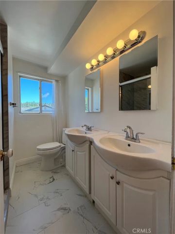 4527 Stark, Woodland Hills, CA 91364