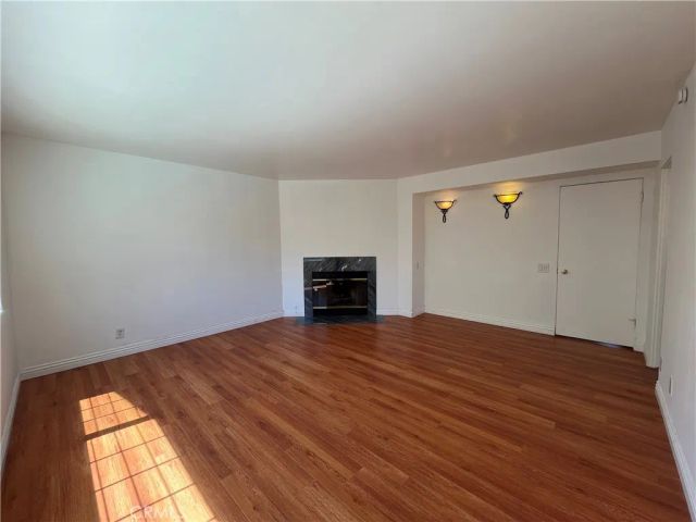 4527 Stark, Woodland Hills, CA 91364