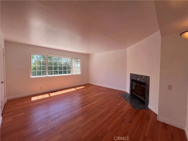 4527 Stark, Woodland Hills, CA 91364