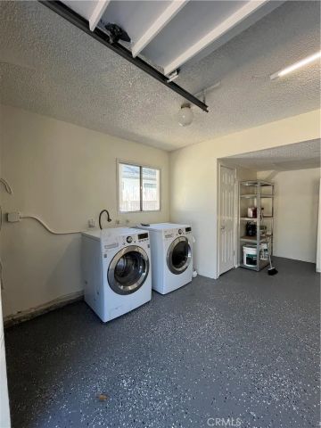 4527 Stark, Woodland Hills, CA 91364