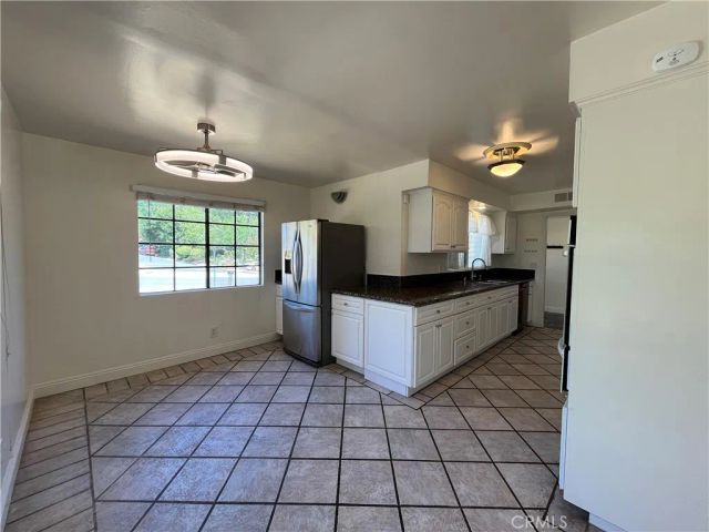 4527 Stark, Woodland Hills, CA 91364