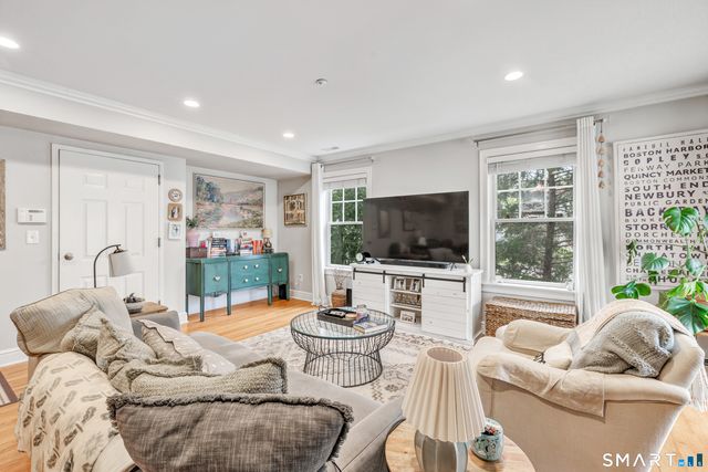 76 New Canaan Avenue 3, Norwalk, CT 06850