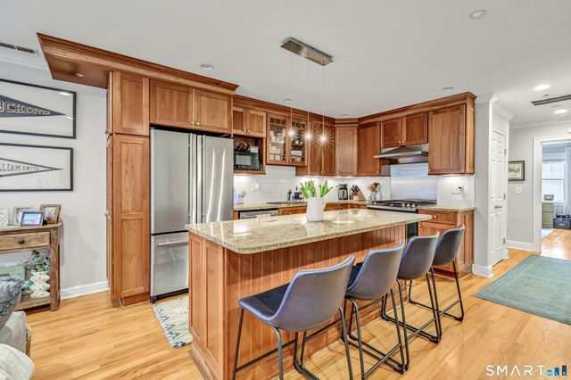 76 New Canaan Avenue 3, Norwalk, CT 06850