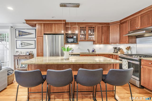 76 New Canaan Avenue 3, Norwalk, CT 06850