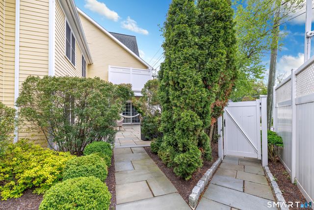 76 New Canaan Avenue 3, Norwalk, CT 06850