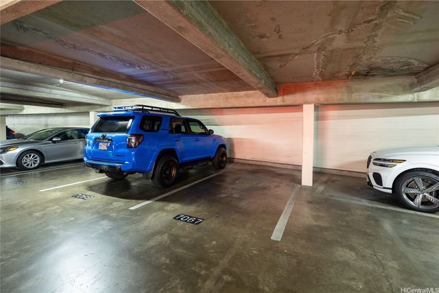 1655 Makaloa Street 1110, Honolulu, HI 96814