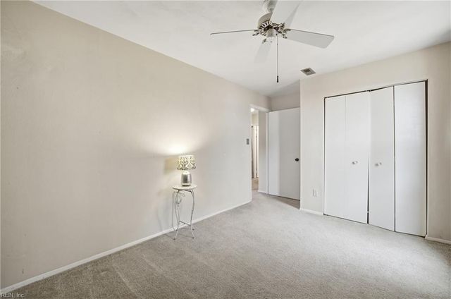 4096 Smokey Lake DR, Virginia Beach, VA 23462