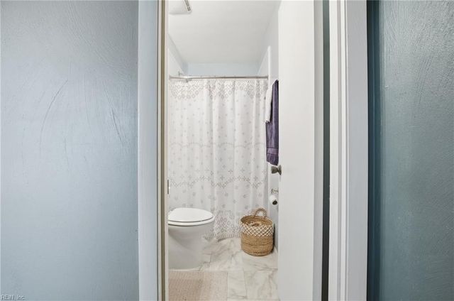 4096 Smokey Lake DR, Virginia Beach, VA 23462