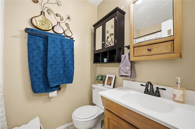 4096 Smokey Lake DR, Virginia Beach, VA 23462