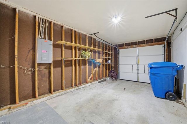 4096 Smokey Lake DR, Virginia Beach, VA 23462