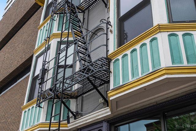 32 E Court Street, Cincinnati, OH 45202