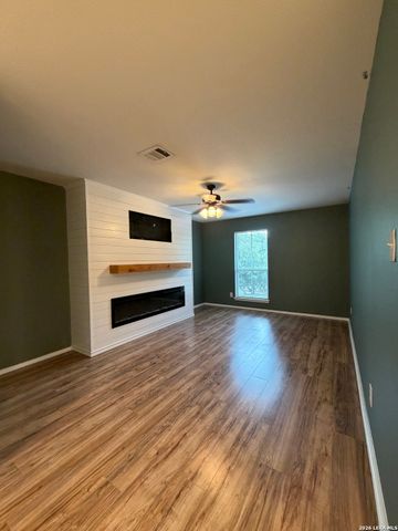 10502 Marengo Ln, San Antonio, TX 78254