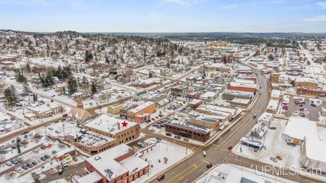 208 E Ludington Street Unit 7, Iron Mountain, MI 49801