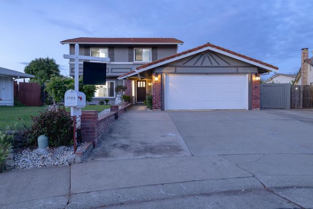 3305 Cahill Ct, Sacramento, CA 95827