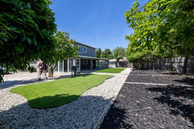 3305 Cahill Ct, Sacramento, CA 95827