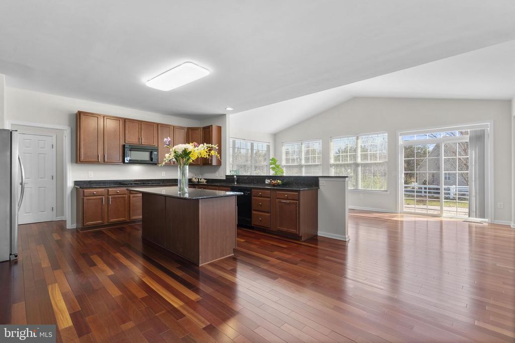 Image 11 of property listing at 1413 DELLA WAY, Davidsonville, MD 21035