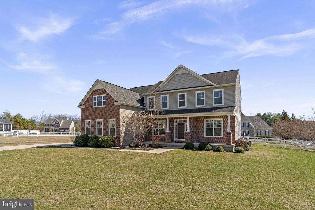 Image 3 of property listing at 1413 DELLA WAY, Davidsonville, MD 21035