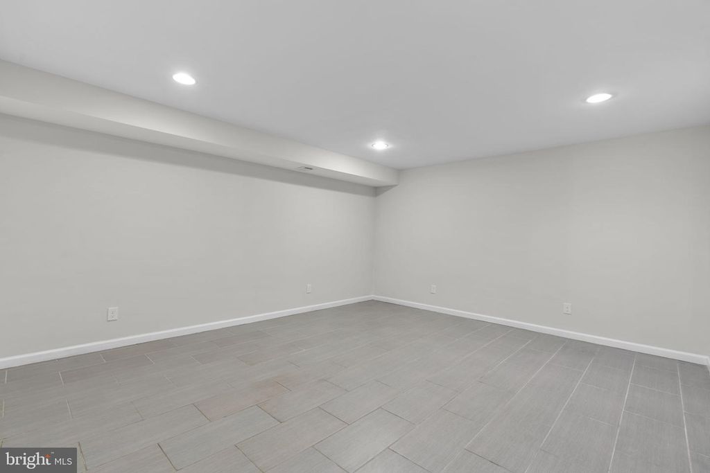 Image 54 of property listing at 1413 DELLA WAY, Davidsonville, MD 21035