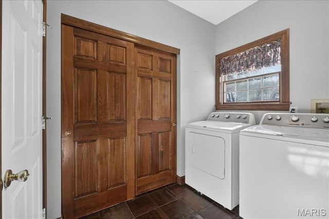 609 Wyatt Drive, St Peters, MO 63376