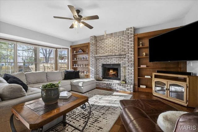 609 Wyatt Drive, St Peters, MO 63376