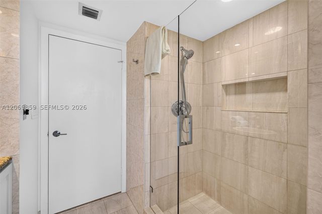 1000 Island Blvd 405, Aventura, FL 33160