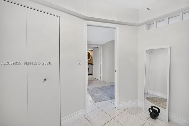 1000 Island Blvd 405, Aventura, FL 33160