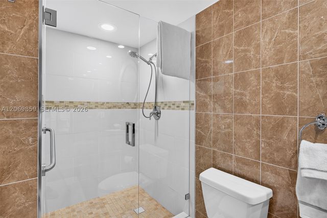 1000 Island Blvd 405, Aventura, FL 33160