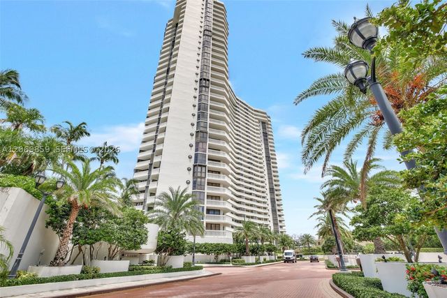 1000 Island Blvd 405, Aventura, FL 33160