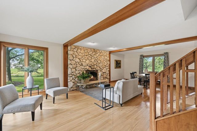 15270 Red Fox LANE, Elm Grove, WI 53122