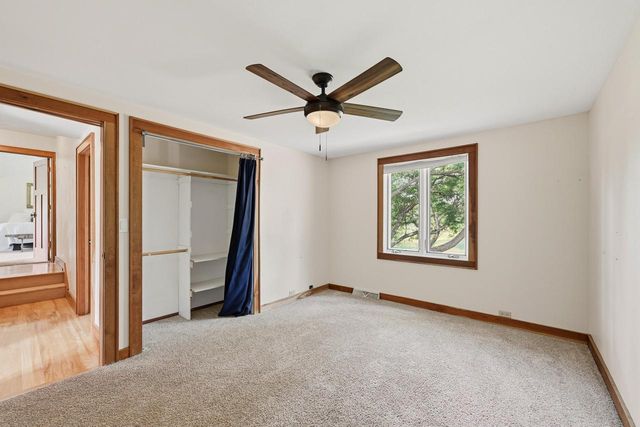 15270 Red Fox LANE, Elm Grove, WI 53122