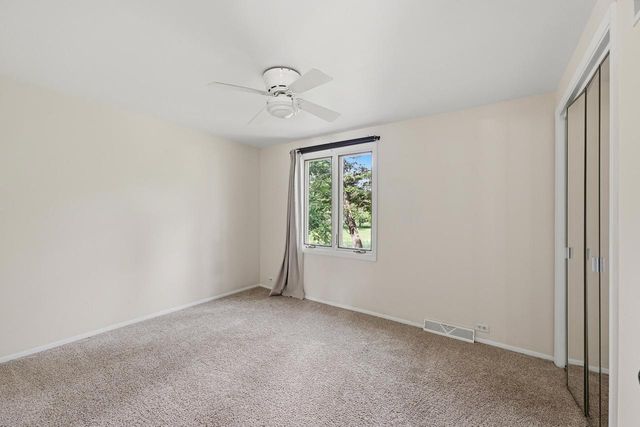 15270 Red Fox LANE, Elm Grove, WI 53122