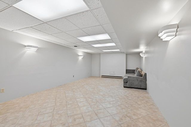 15270 Red Fox LANE, Elm Grove, WI 53122