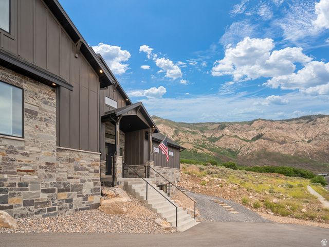 802 E NEBO AVE, North Ogden, UT 84414