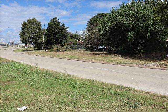 0 Saint Benedict Street, Houston, TX 77021