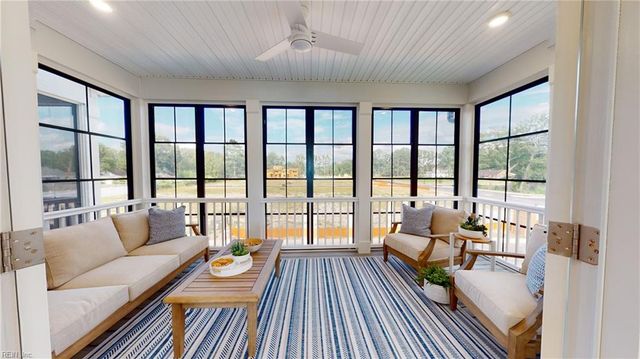 904 Jennings Ln, Chesapeake, VA 23322