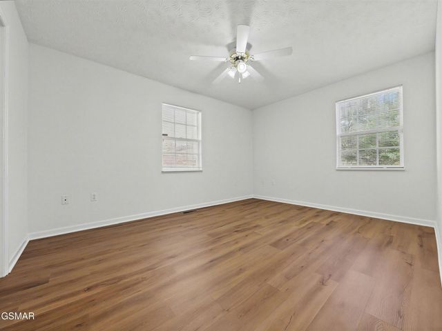 786 Pine Mountain Road, Pigeon Forge, TN 37863