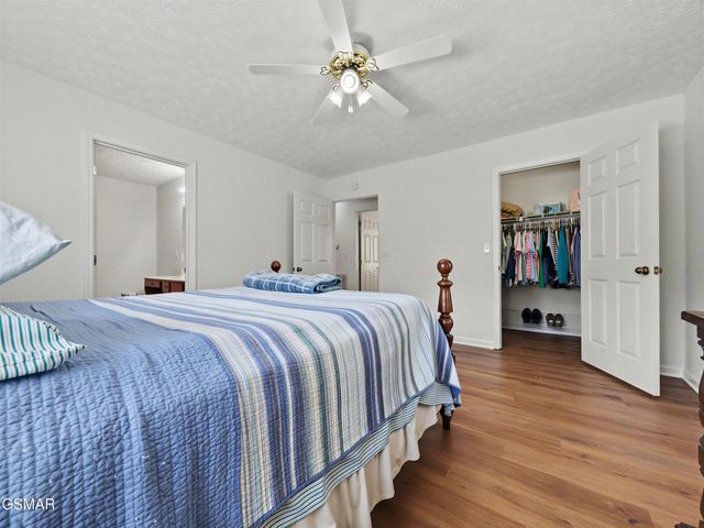 786 Pine Mountain Road, Pigeon Forge, TN 37863