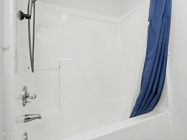 786 Pine Mountain Road, Pigeon Forge, TN 37863