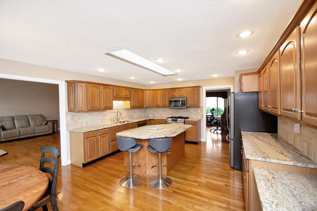 7075 Ashwood Knolls Drive, Fairfield Twp, OH 45011