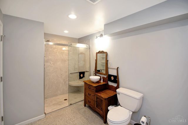 7075 Ashwood Knolls Drive, Fairfield Twp, OH 45011