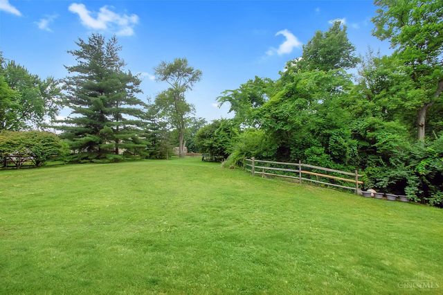 7075 Ashwood Knolls Drive, Fairfield Twp, OH 45011