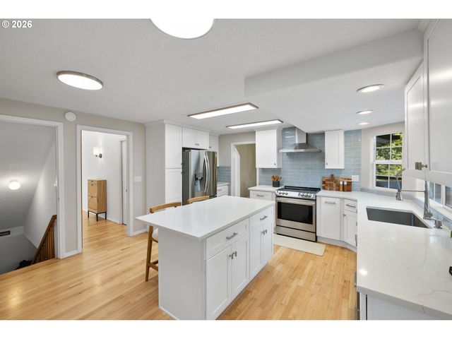 12013 Se 117TH Ave, Happy Valley, OR 97086