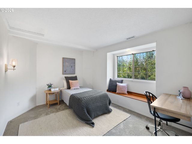 12013 Se 117TH Ave, Happy Valley, OR 97086