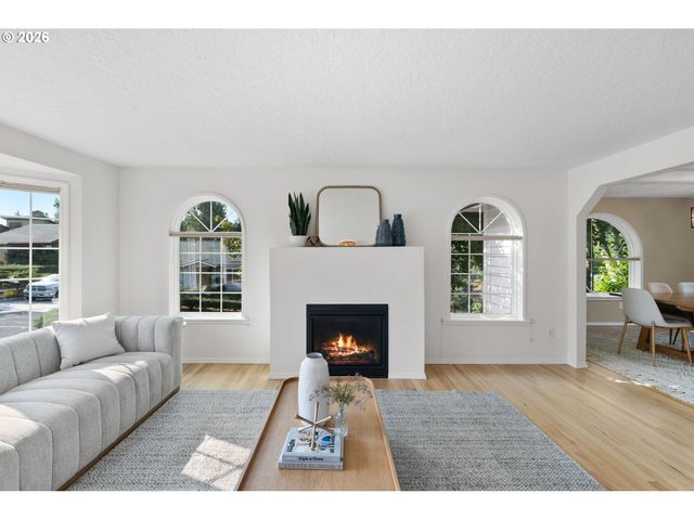 12013 Se 117TH Ave, Happy Valley, OR 97086