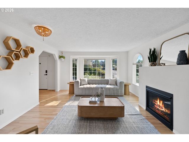 12013 Se 117TH Ave, Happy Valley, OR 97086